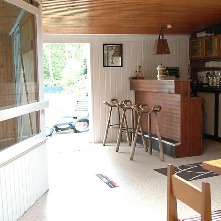 Mit Indoorpool, Garten Und Partyraum Holiday home Geestland