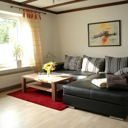 Mit Indoorpool, Garten Und Partyraum * Geestland