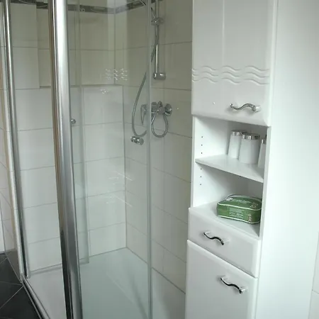 Mit Indoorpool, Garten Und Partyraum Holiday home *